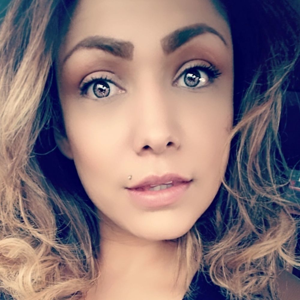 Meet your Posher, Melissa